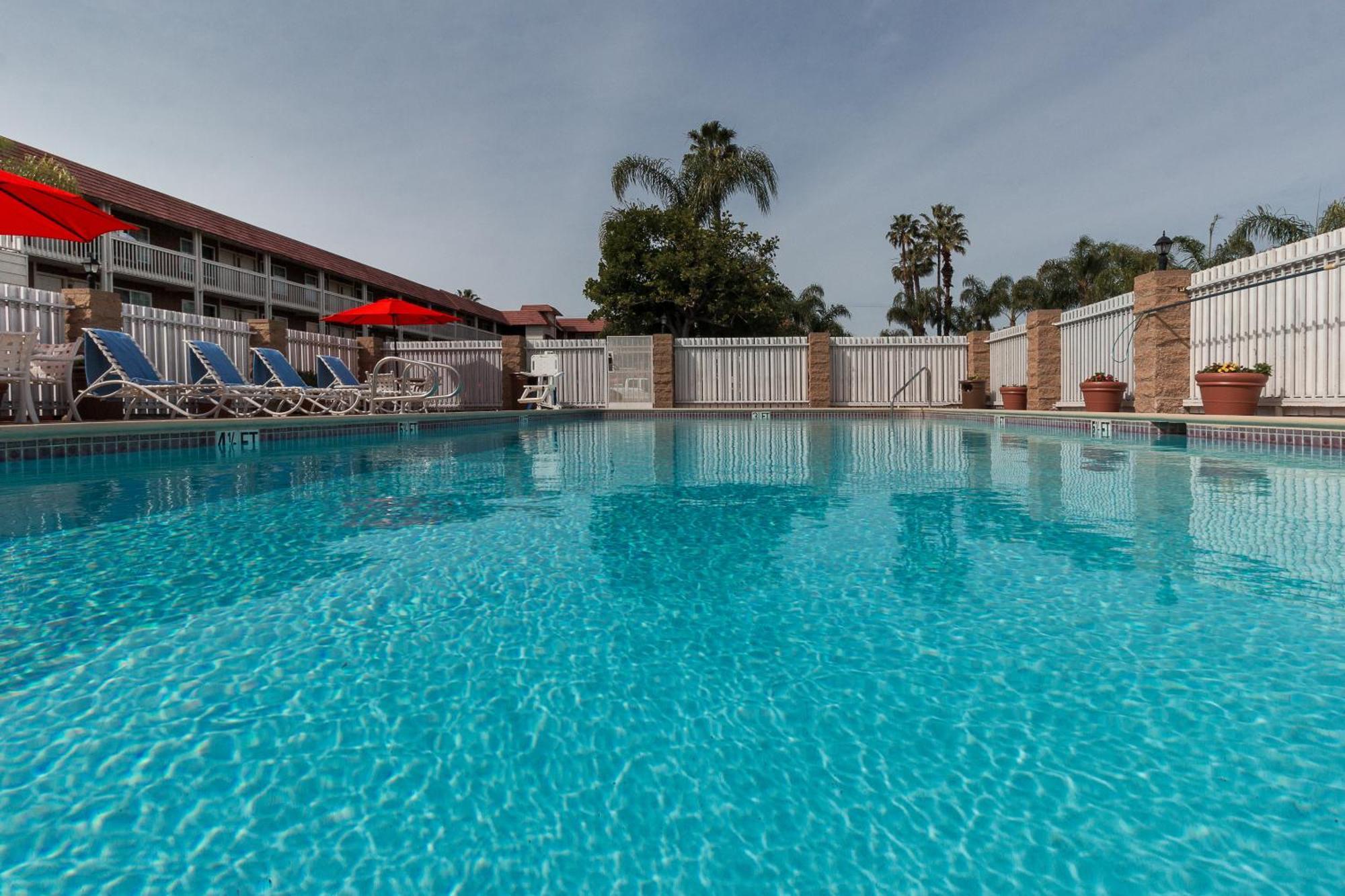 Ramada By Wyndham Costa Mesa/Newport Beach Kültér fotó