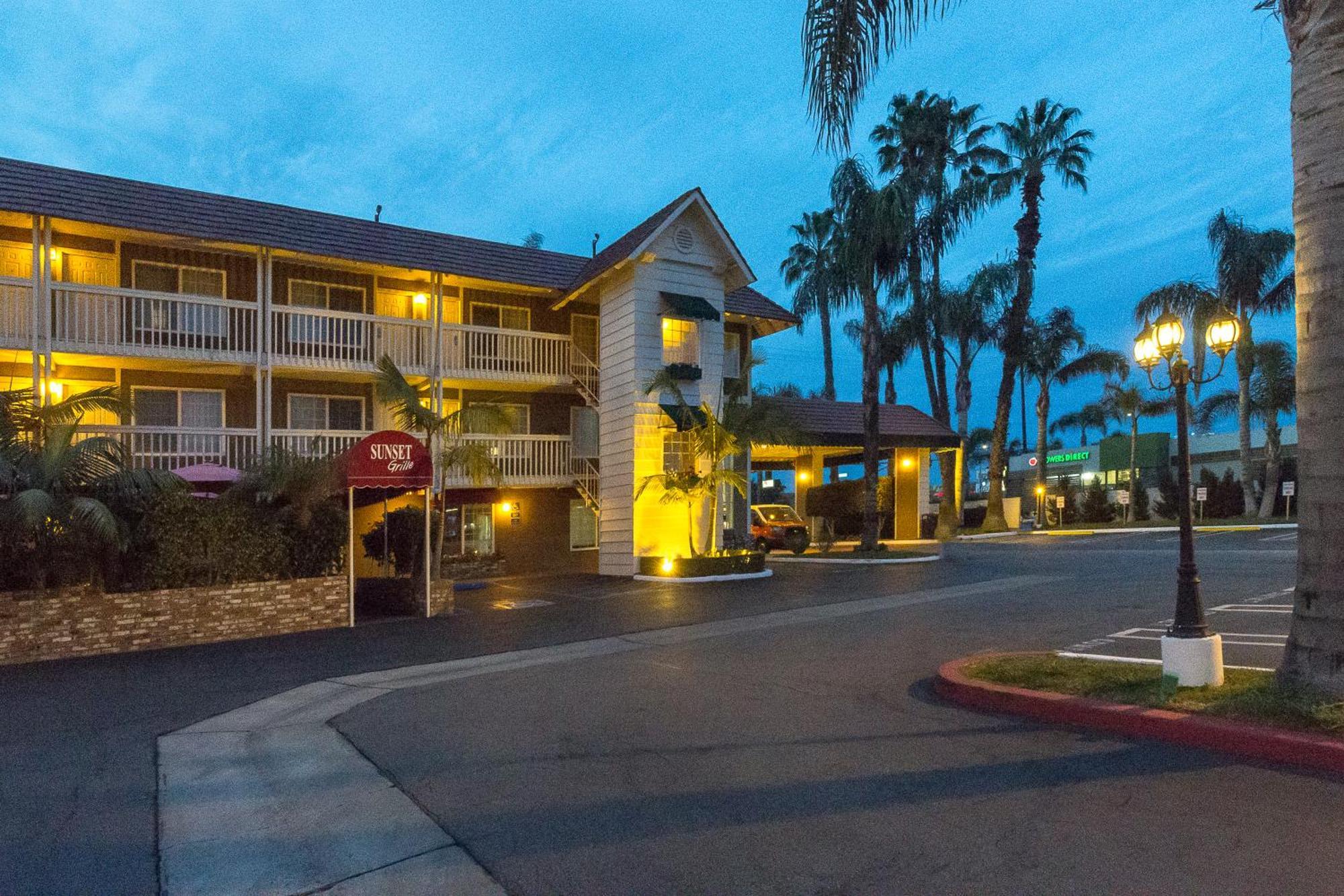 Ramada By Wyndham Costa Mesa/Newport Beach Kültér fotó